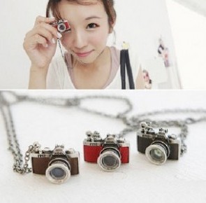 Camera necklace